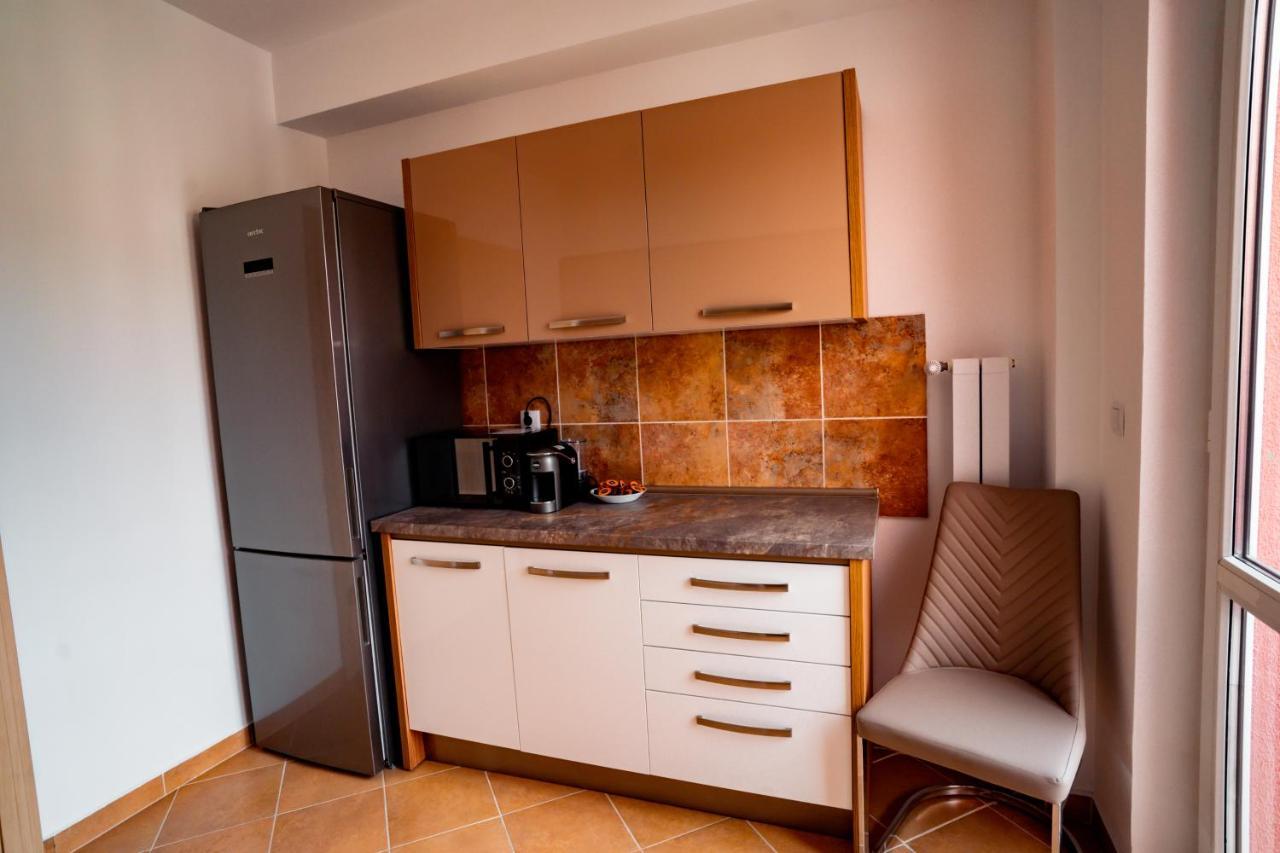 Elite Apartments Σινάια Εξωτερικό φωτογραφία