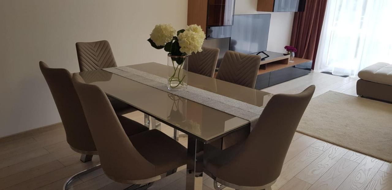 Elite Apartments Σινάια Εξωτερικό φωτογραφία