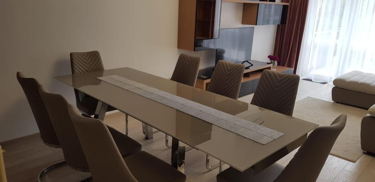 Elite Apartments Σινάια Εξωτερικό φωτογραφία
